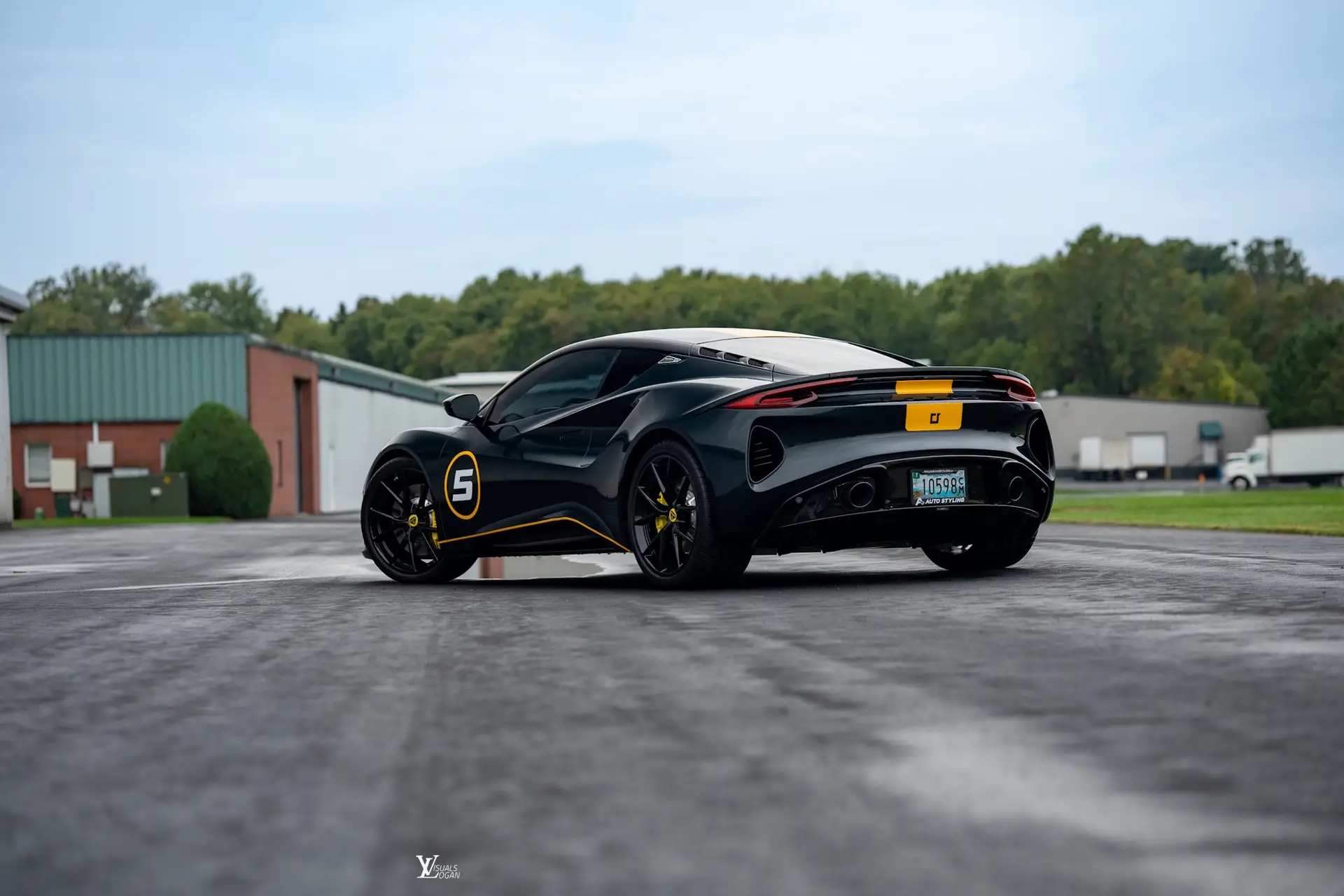 Lotus Emira — photo 3