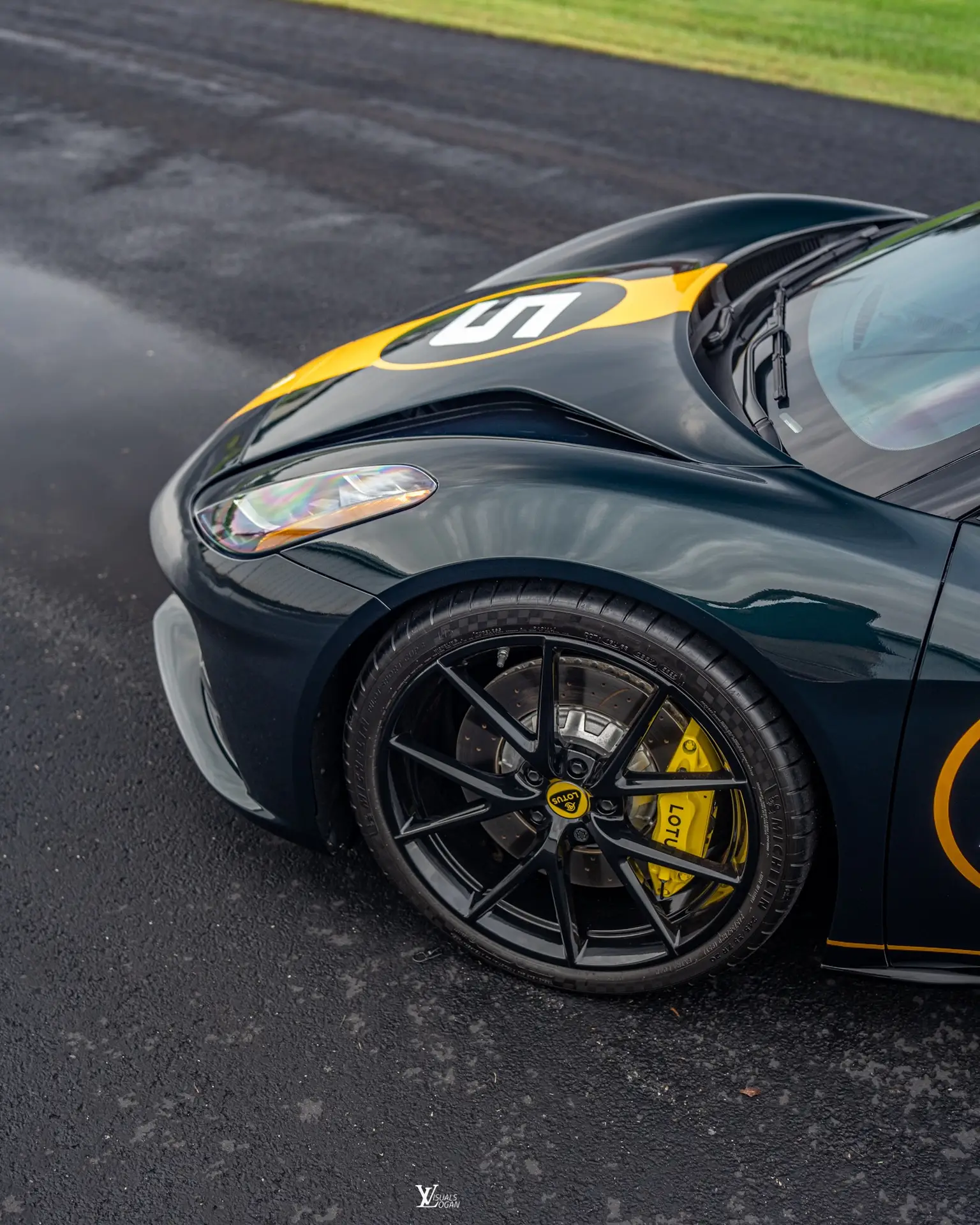 Lotus Emira — photo 2