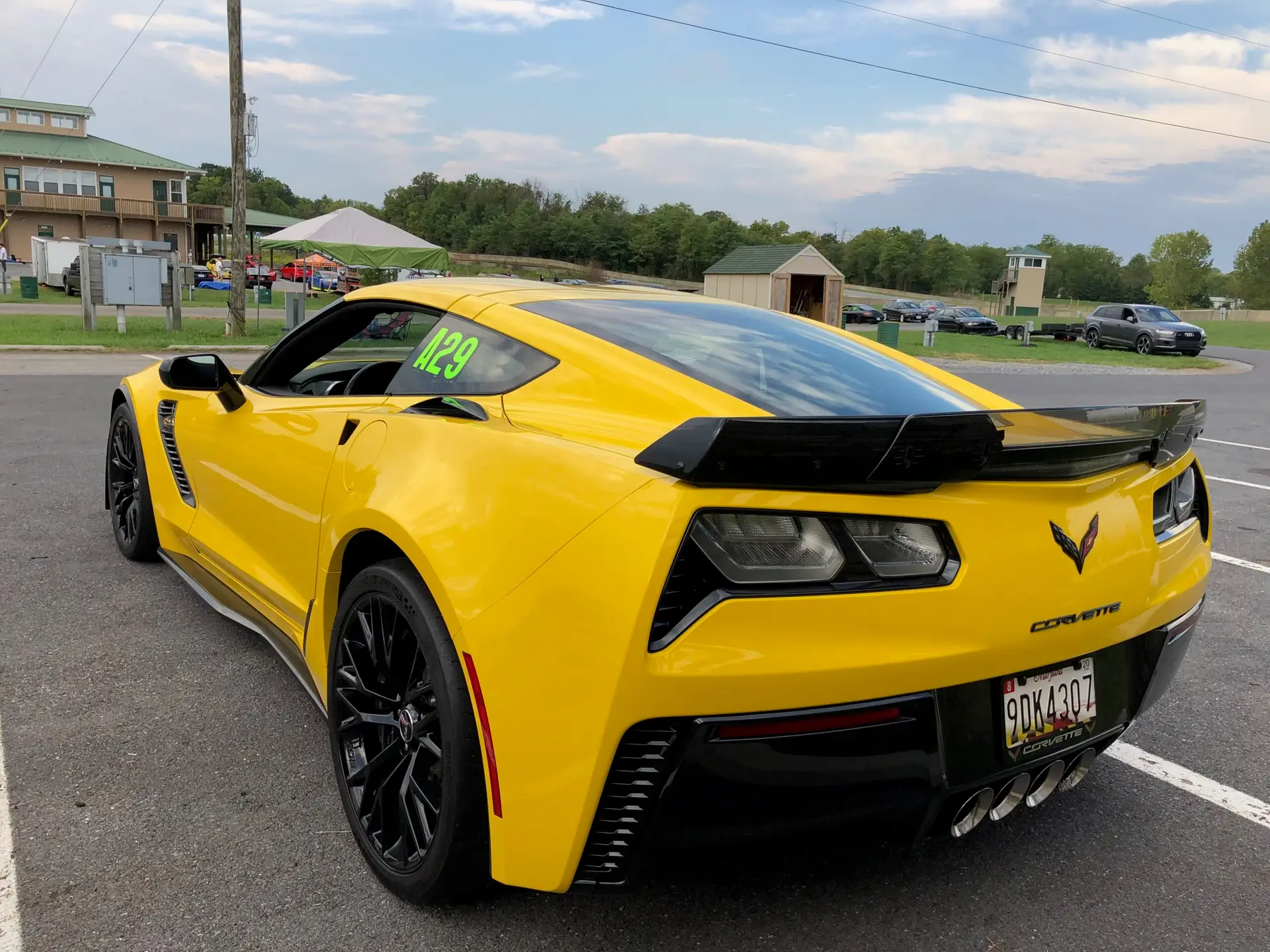 Chevrolet Corvette C7 Z06 — photo 9
