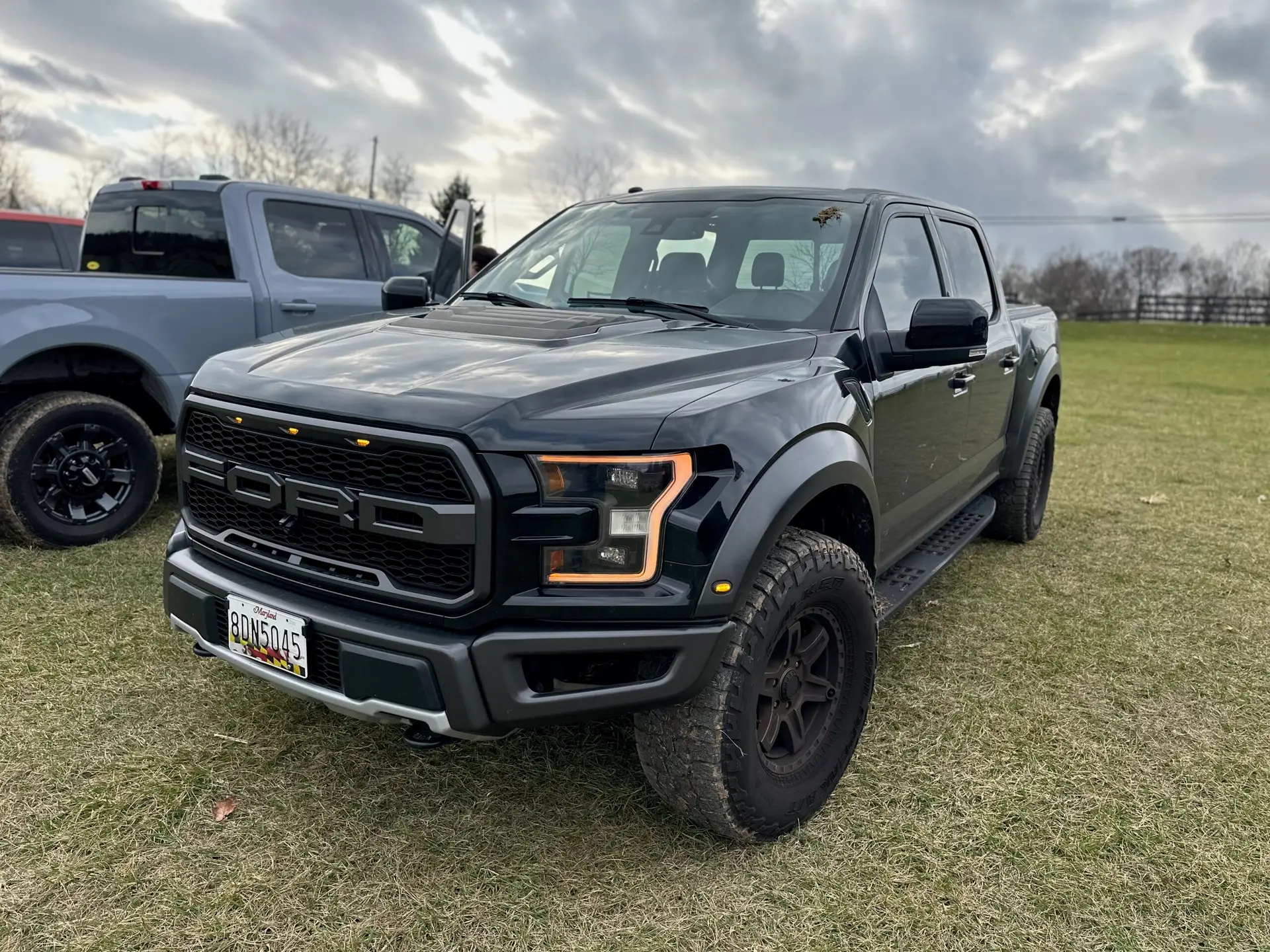 Ford F-150 Raptor — photo 1