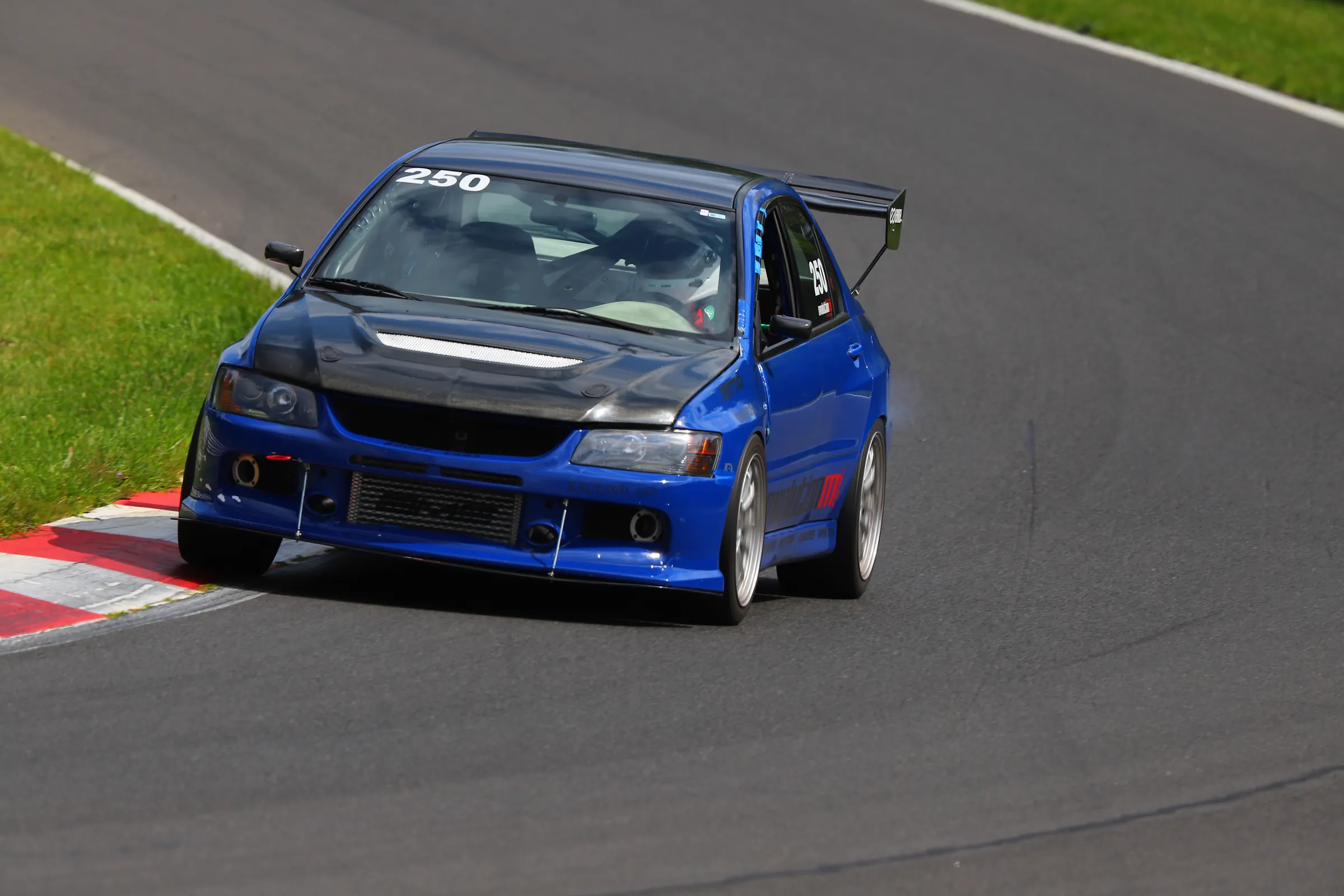 Evo 85 Summit Point Carbon Hood